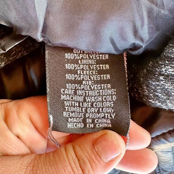 Y2k Puffer Jacket - Picture 3 of 4